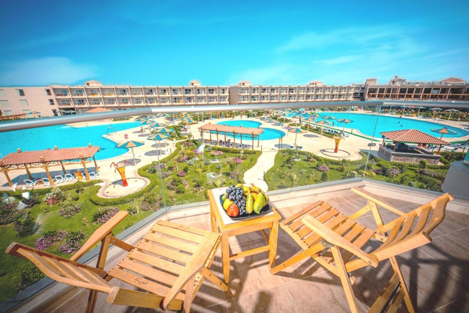 Hawaii Paradise Aqua Park Resort - Families And Couples Only Hurghada Bagian luar foto