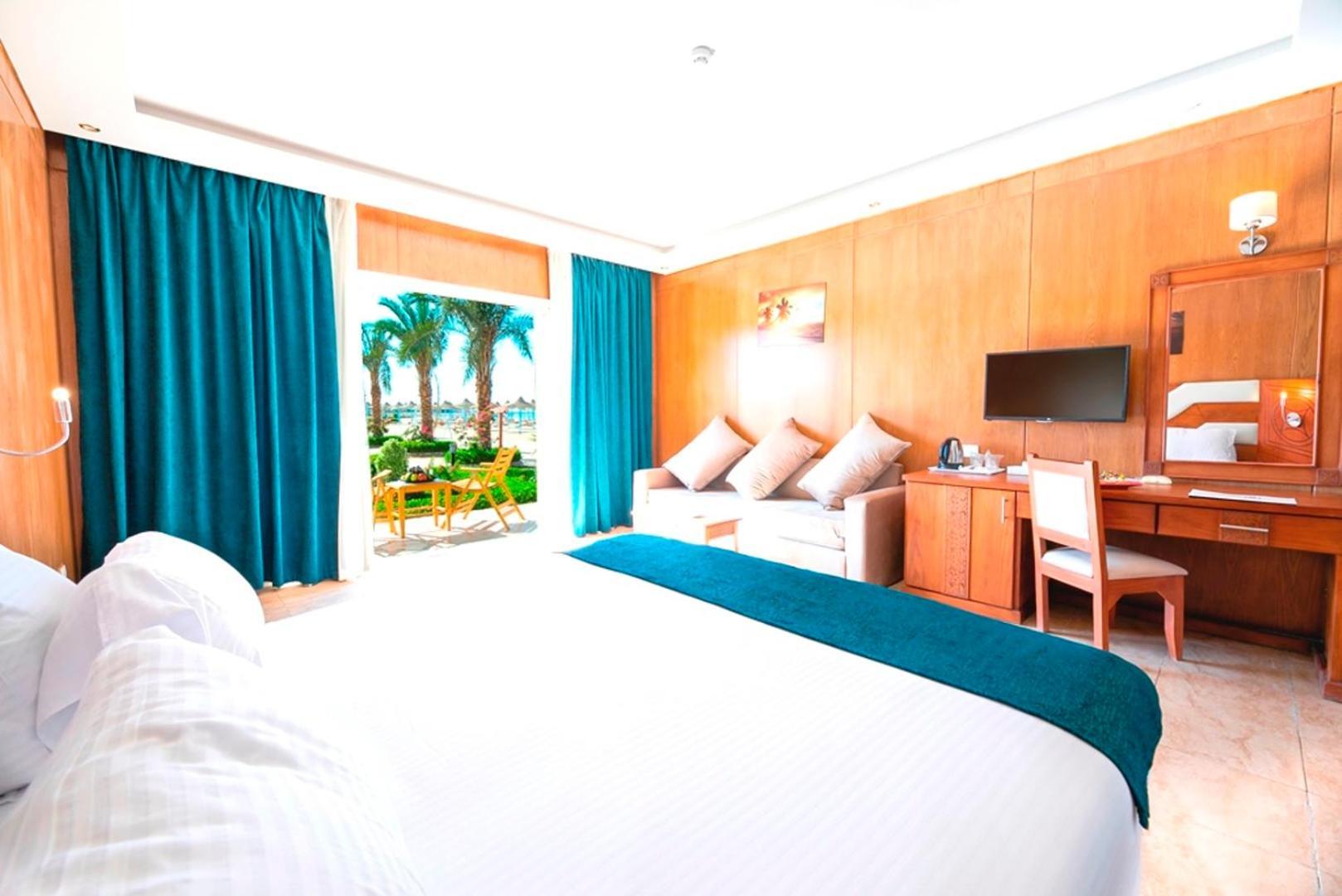 Hawaii Paradise Aqua Park Resort - Families And Couples Only Hurghada Bagian luar foto